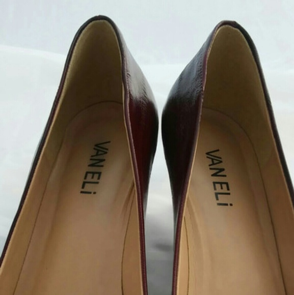 Vaneli Burgundy Tommy Pointy Toe Pump Women's 7.5M - Picture 3 of 6